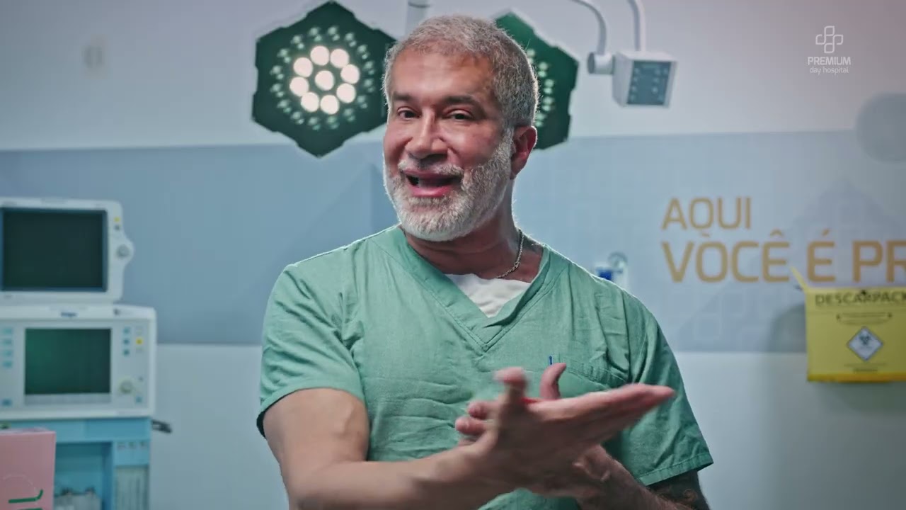 Dr. Mario Warde Falando de Plástica