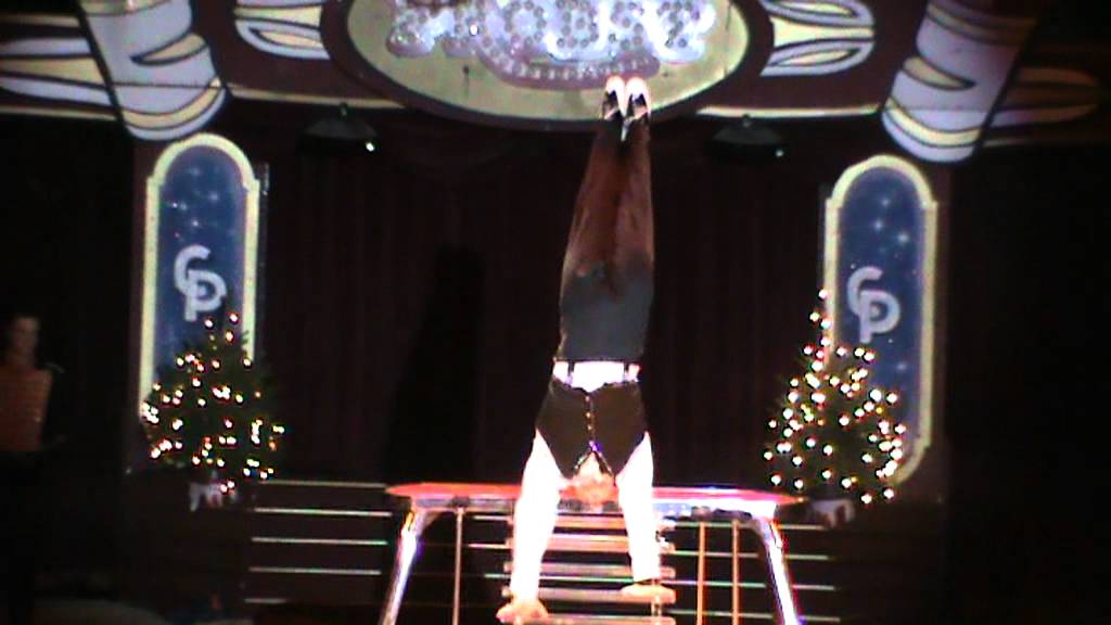 emanuel medini handstand