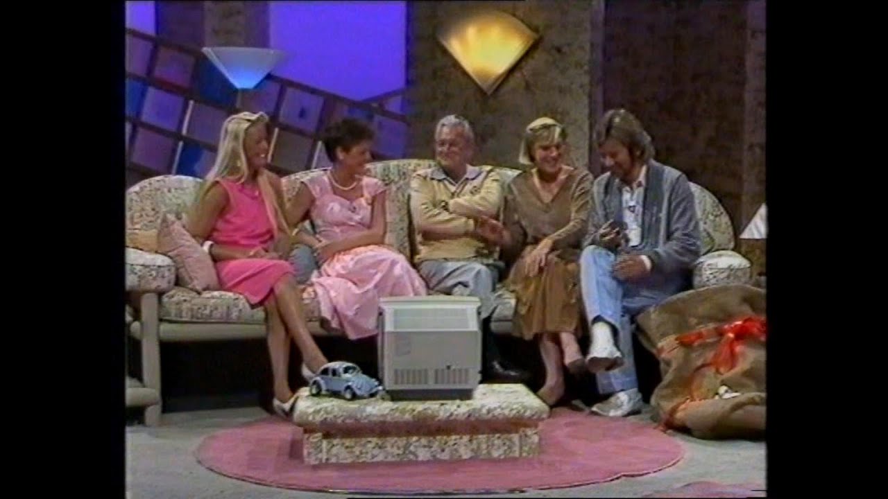 Telly Addicts - 1985 - The McCuskers v the  Pains