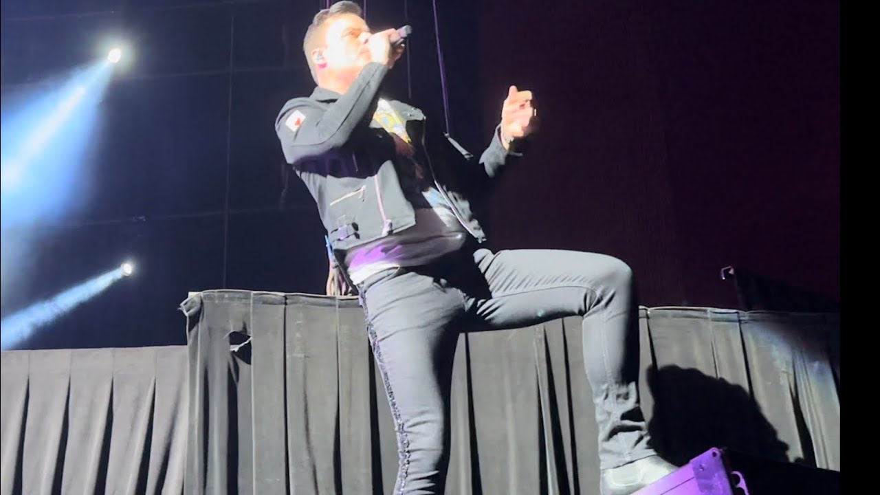 Marc Martel One Visión Of Queen Full Concert part 1 -James L Knight Center Sect 2 Dic 15 Miami 2023