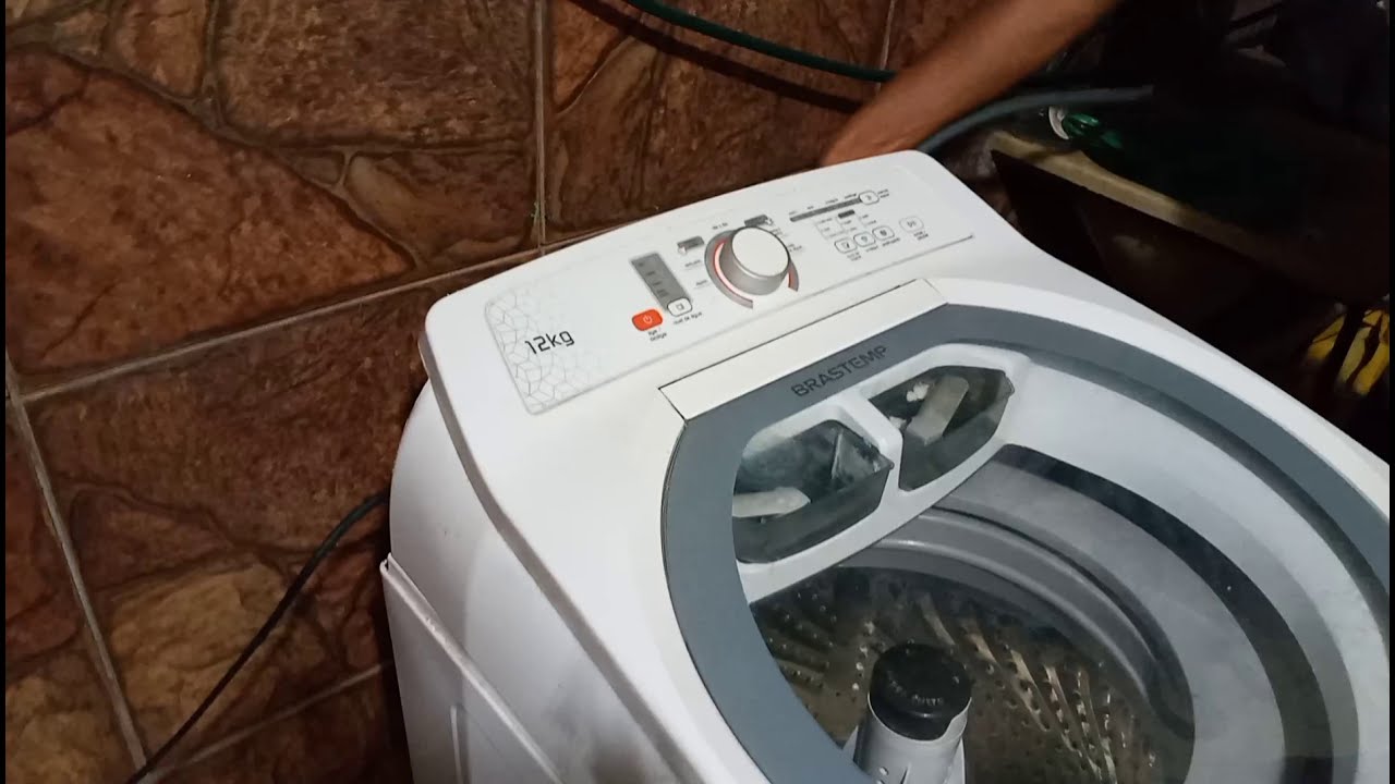 Máquina de lavar Brastemp 12kg piscando o leds