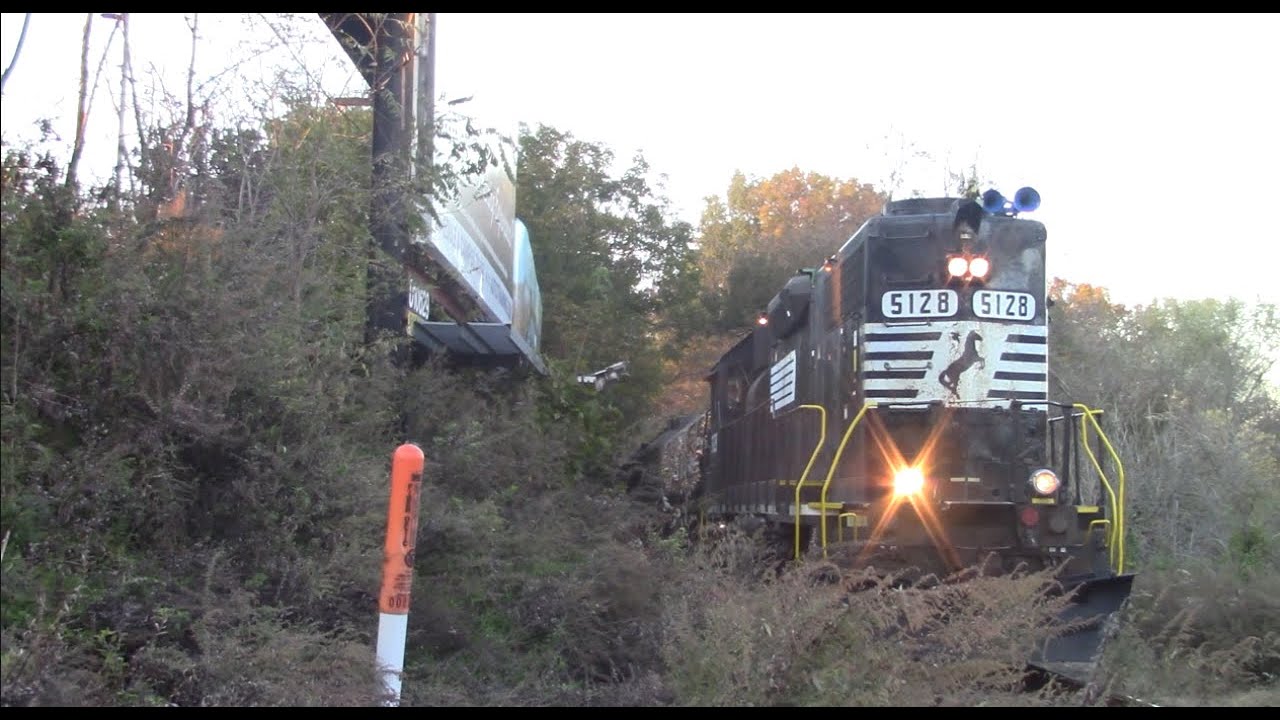 Colebrookdale Railroad: Fall Foliage Excursion through the Pennsylvania Dutch Country