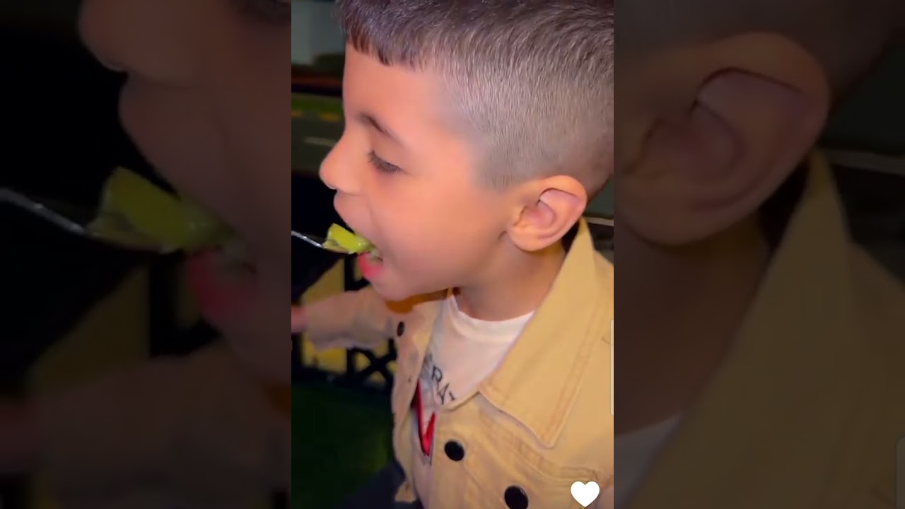 ريتشو و ننوش بل مطعم مع احمد و أيهم ميلا  تابعو واضحكو على حكيات احمد ايهم مشالله