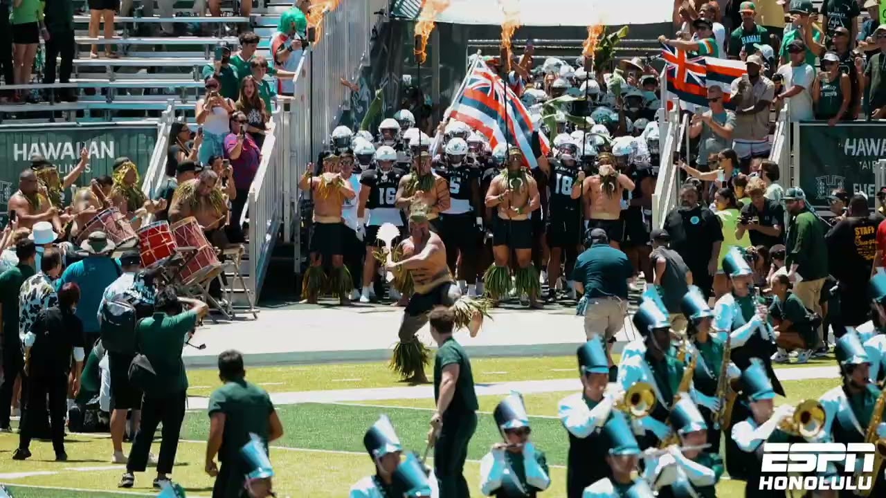 University of Hawai'i Football Entrance 2024