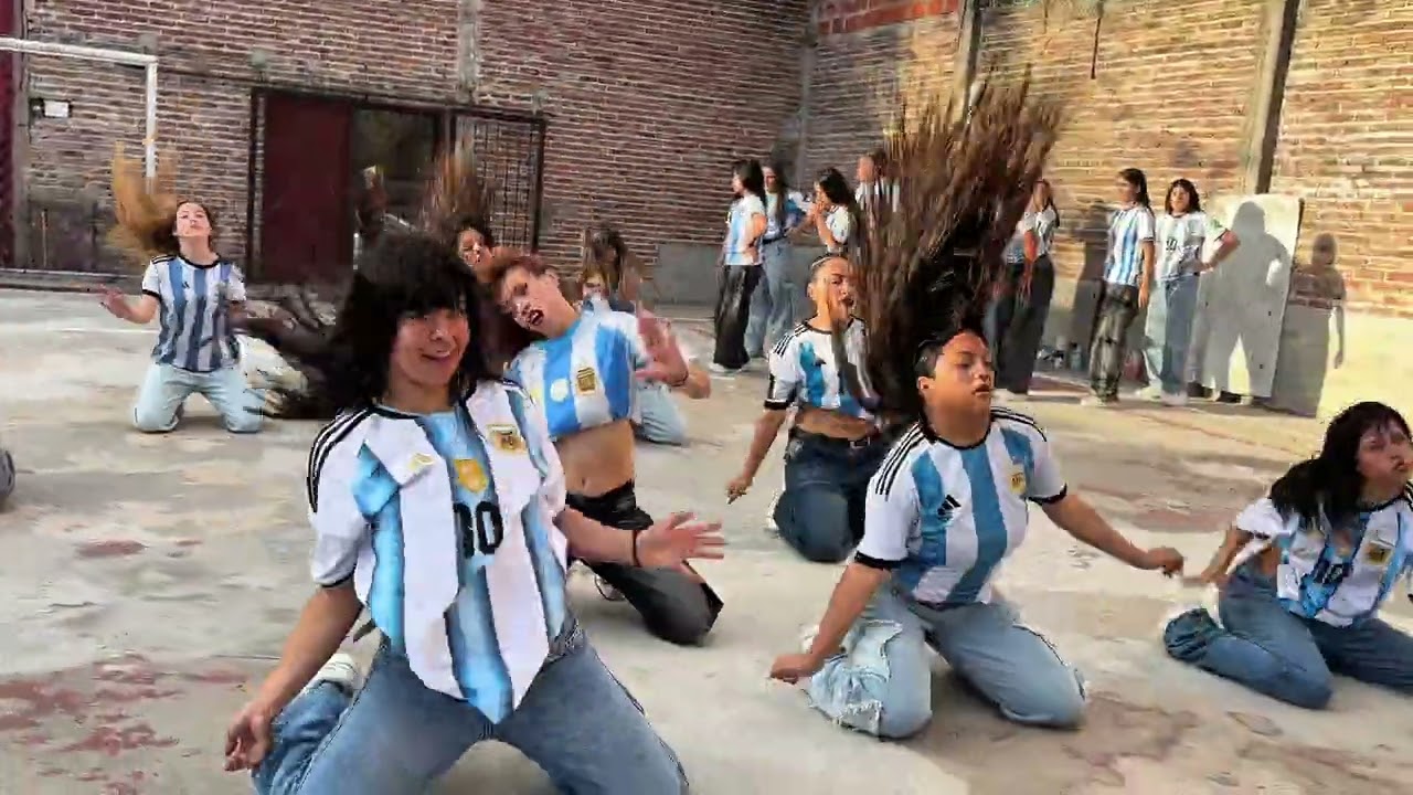 HAGÁMOSLO PERO BIEN ARGENTINO 🇦🇷