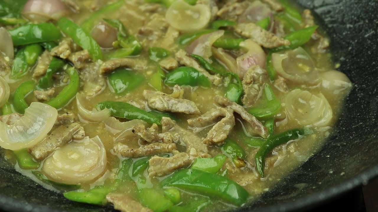 বাংলাদেশী চাইনীজ রেস্টুরেন্টের সিক্রেট বিফ চিলি রেসিপি ।  Beef Chili Recipe ।  Beef Chilli Onion