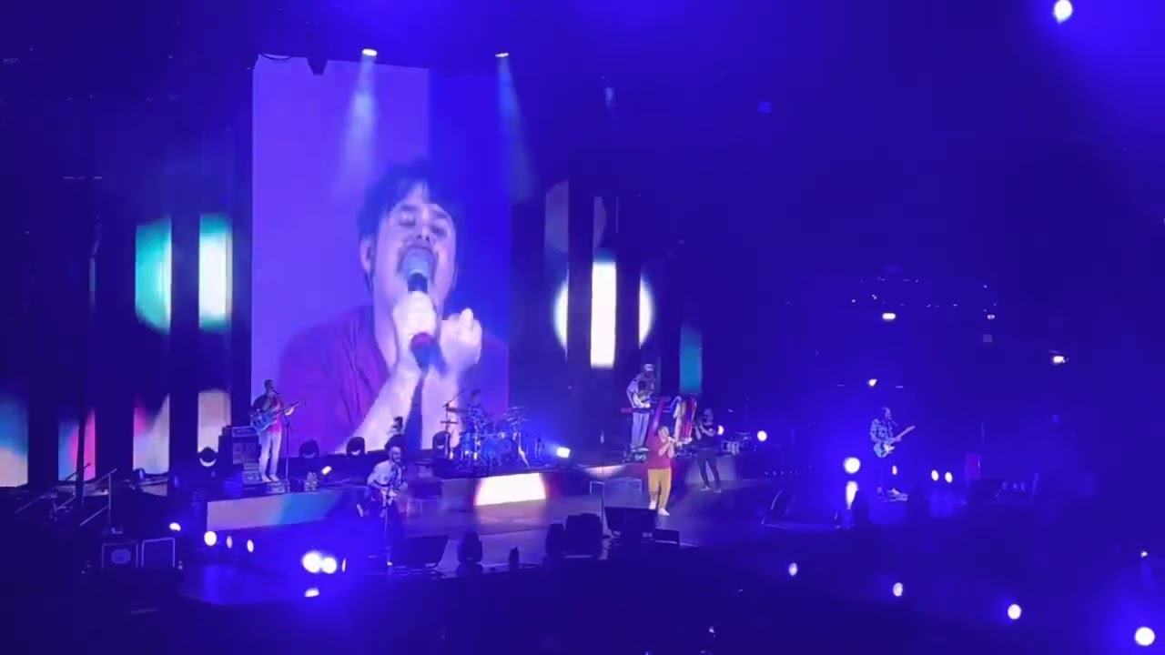 Pinguini Tattici Nucleari - Freddie (live Assago forum 06/07/22)