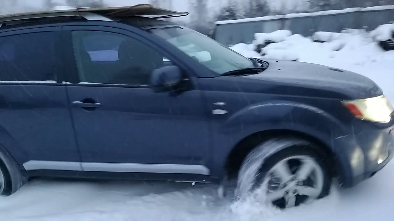 Mitsubishi Outlander XL 3.0 and winter ... snow