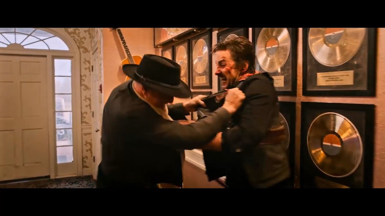 Zombieland 2 | Escena: Albuquerque es Mordido Por un Zombie | Escenas de Películas HD