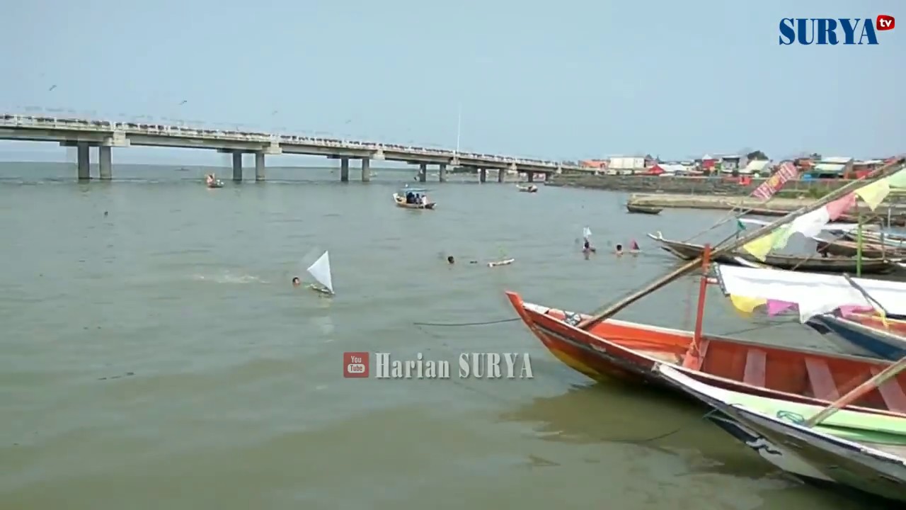 PENGUNJUNG LAMA TAKJUB WAJAH BARU PANTAI KENJERAN SURABAYA