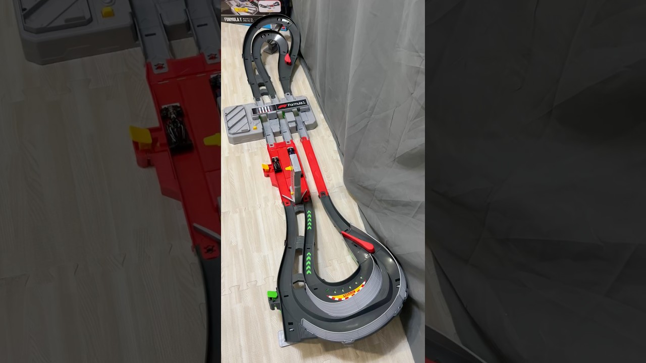 Hot Wheels X Formula1 Grand Prix Red Bull Haas Williams