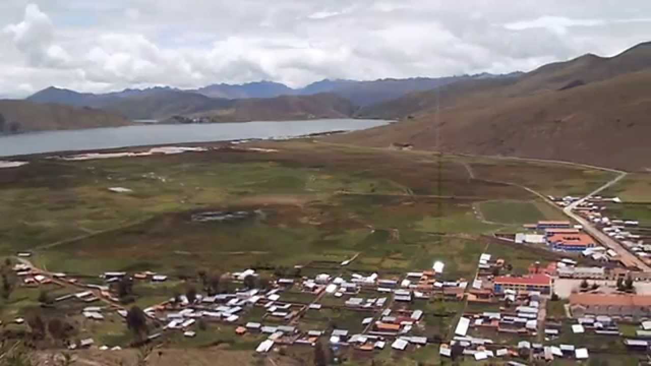 LAGUNA DE PAMPAMARCA o TUNGASUCA: Vista general, desde el cerro Calvario , Canas (Cusco-Perú)