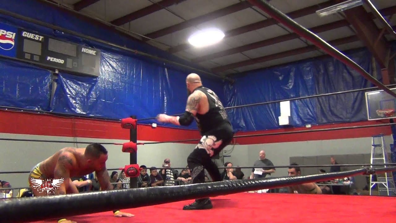 Chris Steeler v John Cannon v Michael Massacre 4/12/14 (W.O.W)