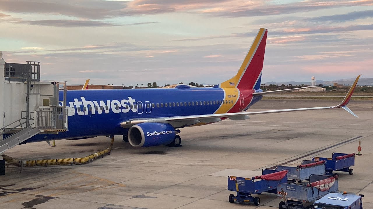 Tucson (TUS) ~ Los Angeles (LAX) - Southwest Airlines - Boeing 737-800 - Full Flight - Storm