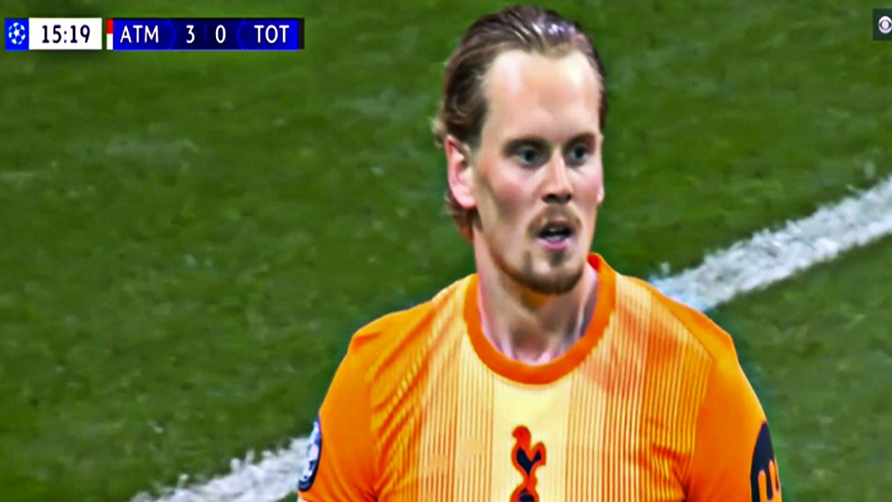 What Even Happened To Tottenham's Goalkeeper