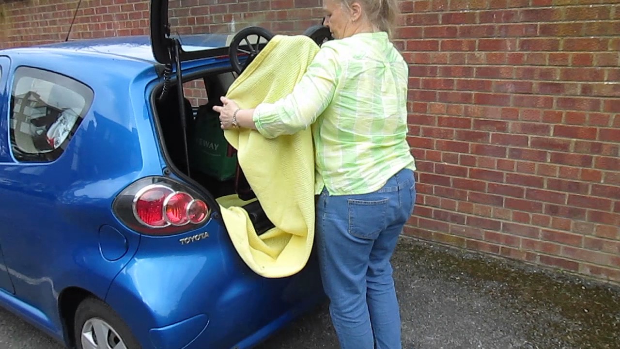 getting a wheelchair into boot of car without lifting