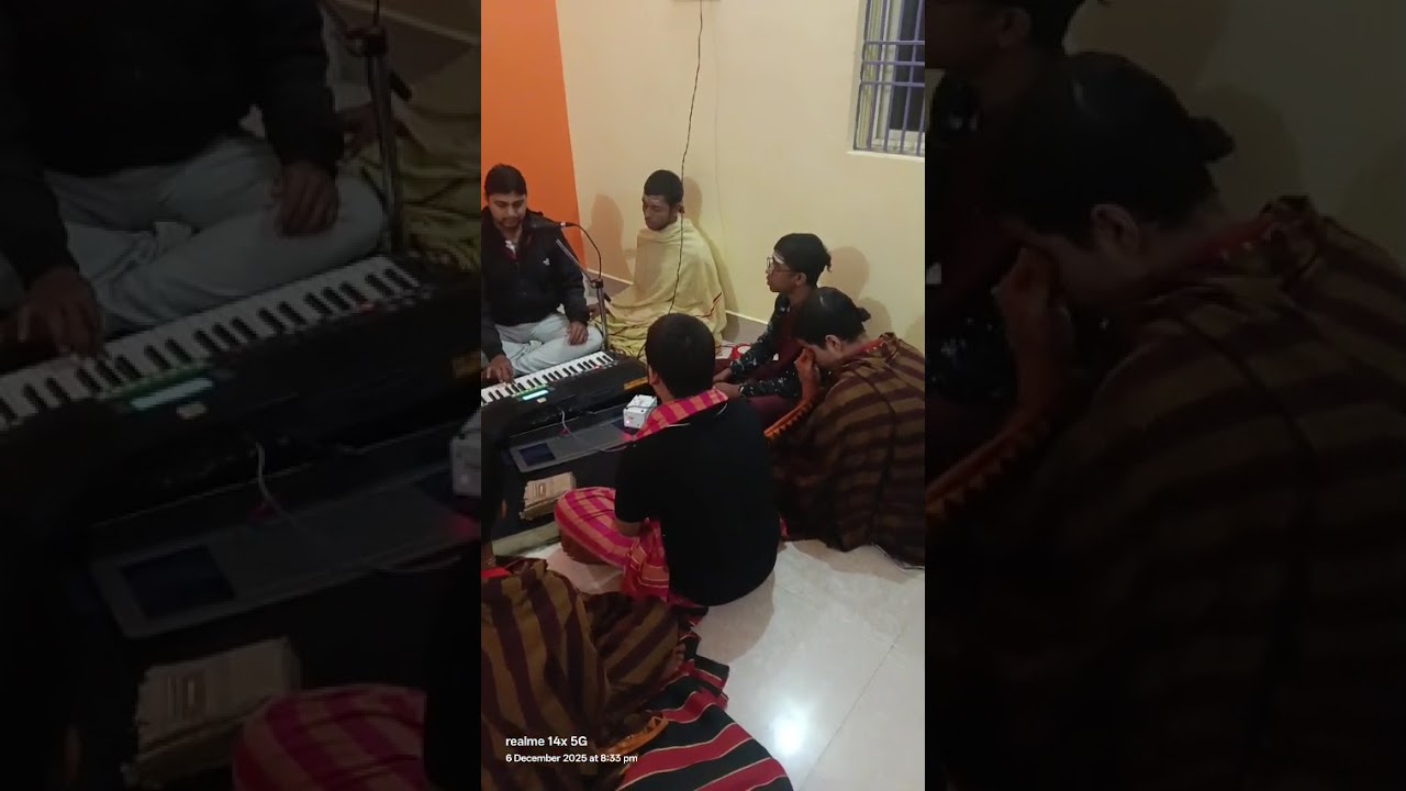 Song classes at ved bhaban 6/12/25,8.33pm. Sat. Hariom 🙏