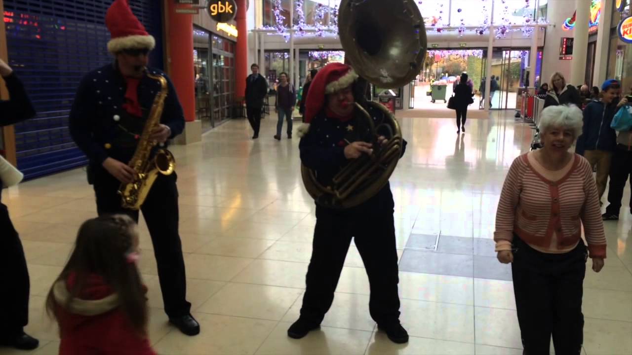Shopping Mall Entertainment 2