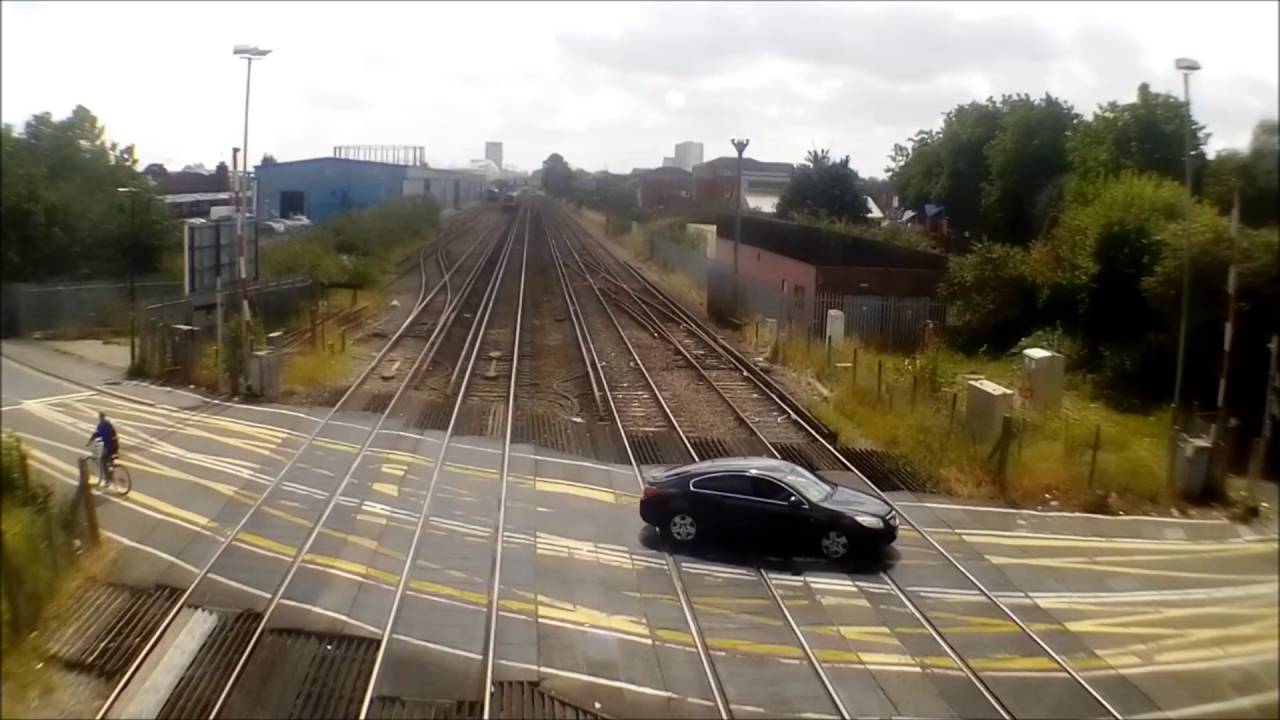Southampton Level Crossing Misuse video