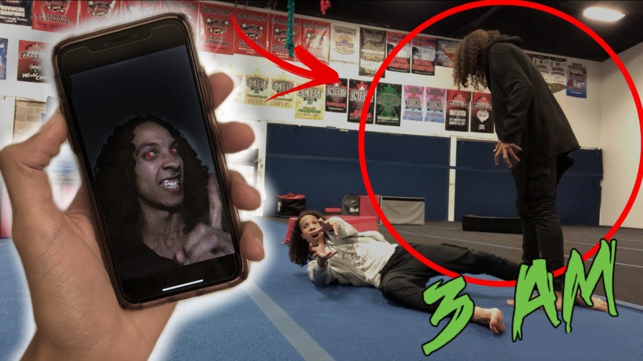 НЕ ЗВОНИТЕ САМИ ПО FACETIME В 3 ЧАСА НОЧИ!!! (ОН СУМАСШЕДШИЙ!!!)