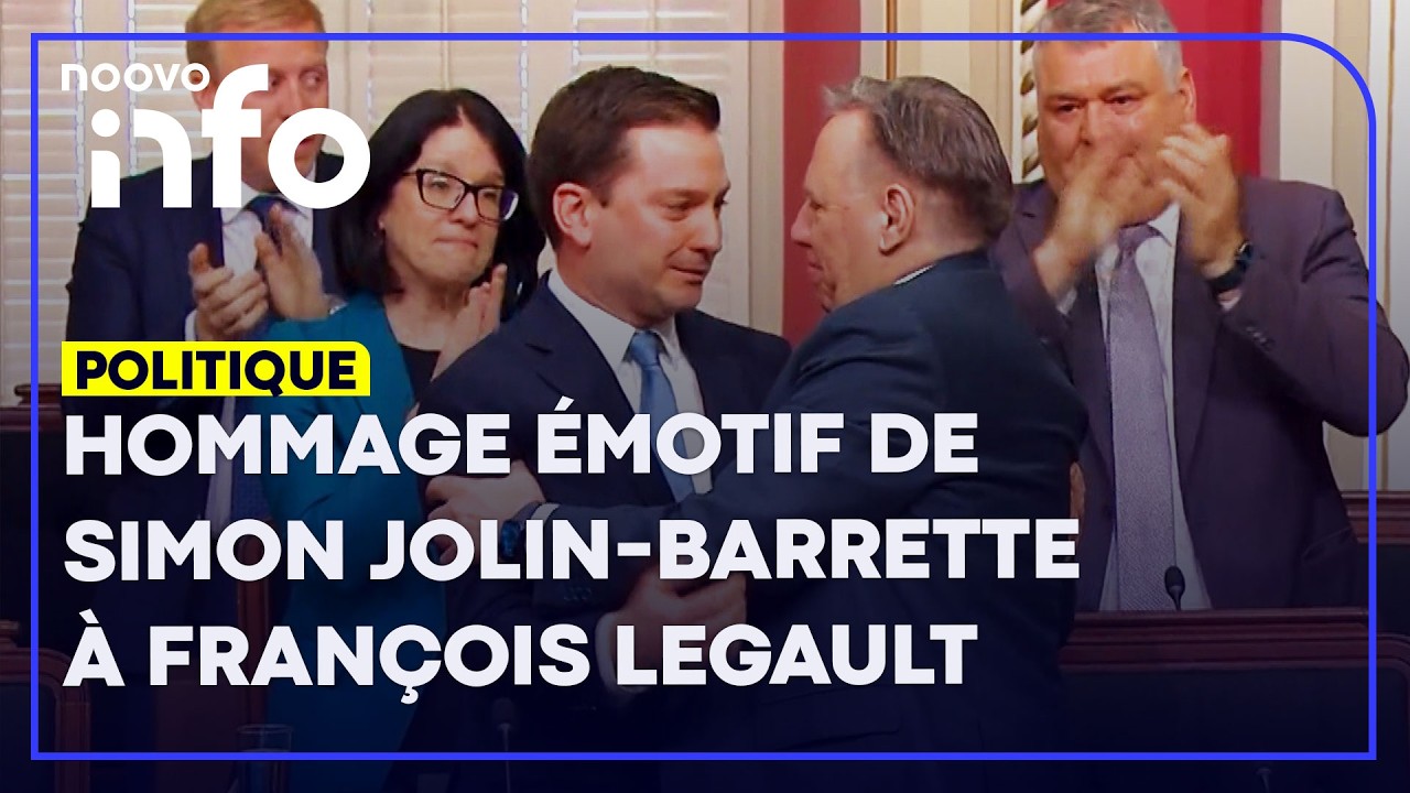 Simon Jolin-Barrette gagn&eacute; par l'&eacute;motion en rendant hommage &agrave; Fran&ccedil;ois Legault