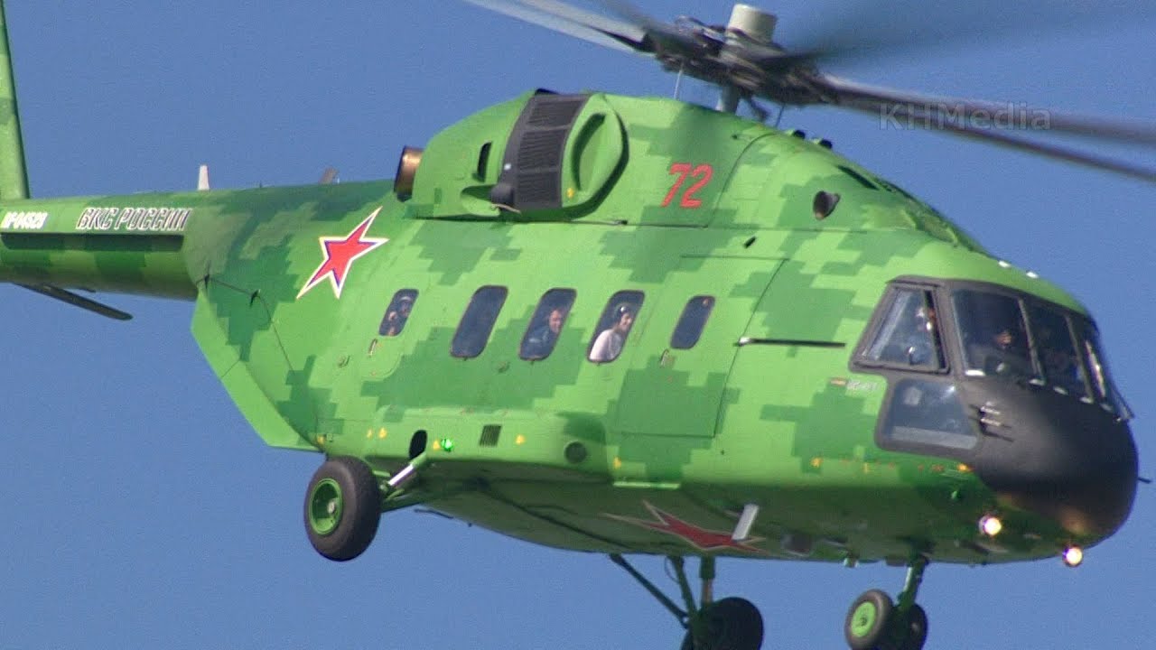 пилотаж с пассажирами Ми-38 зелёный МАКС 2019 RF-04529