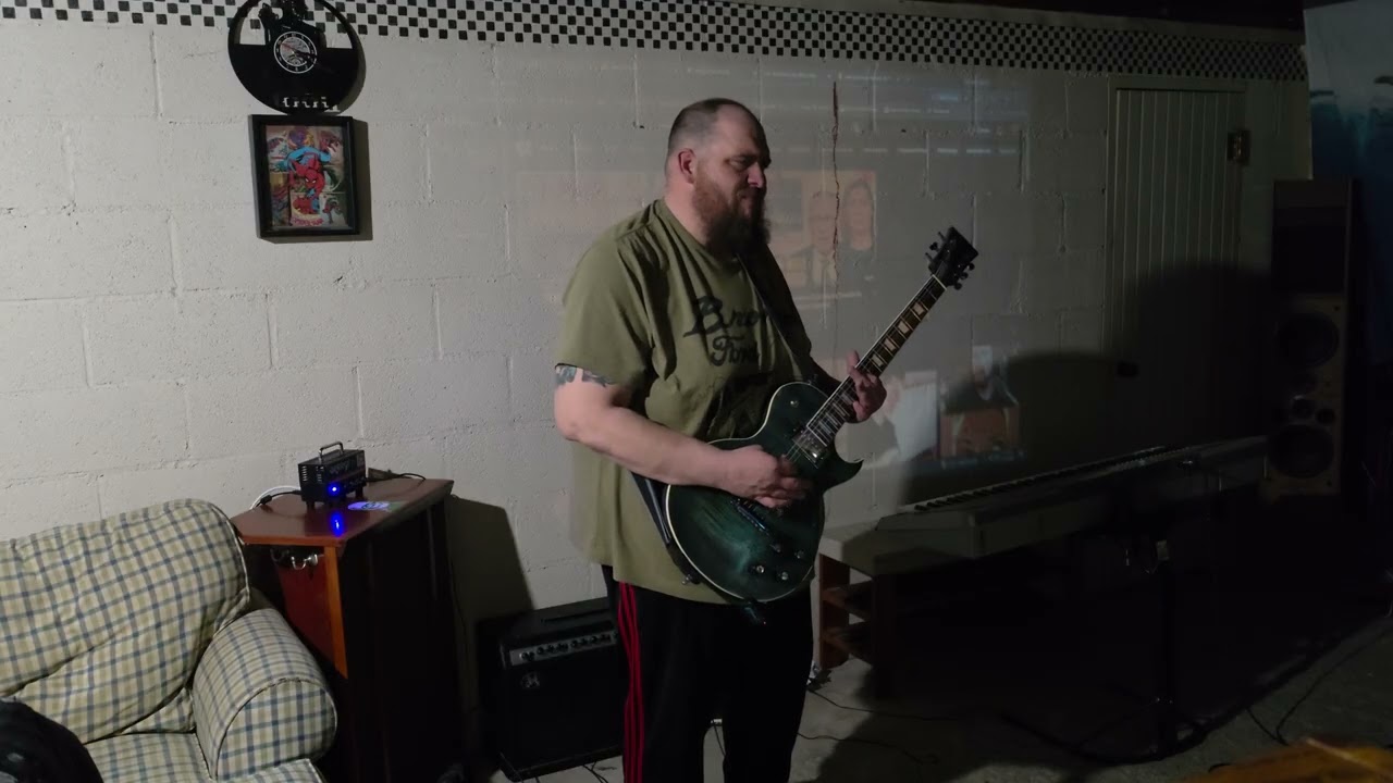 #SaturdayNightSoloJams #LeoJaymz #LPCustom #Supernova #Frankencab 