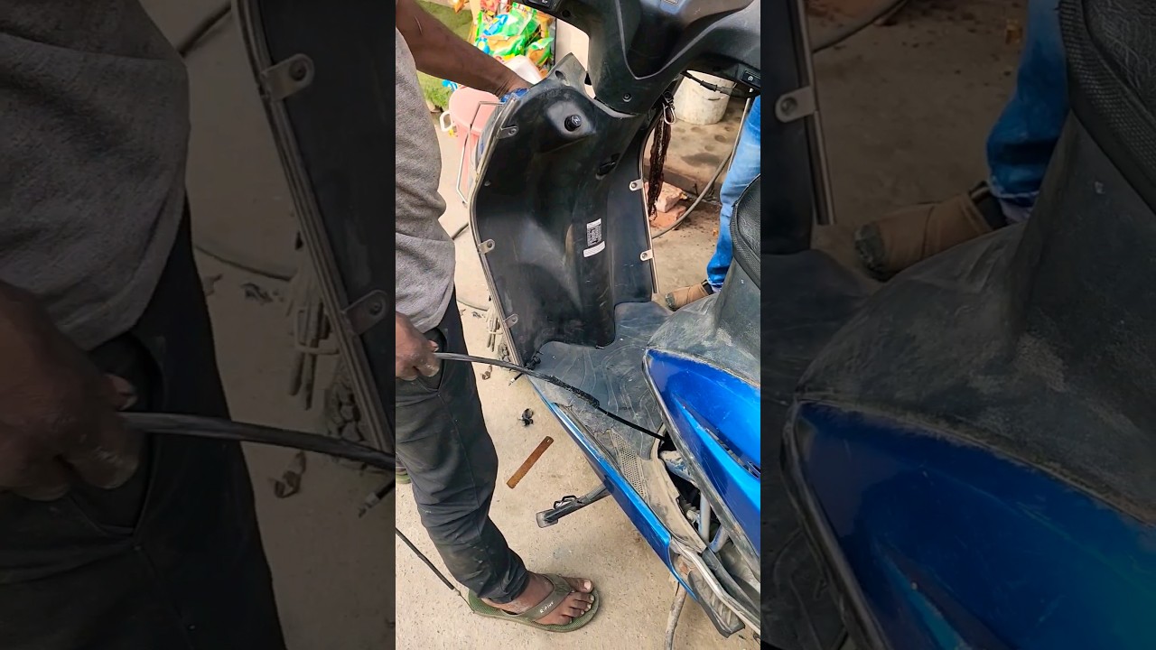 Activa Sccoty Choke cable installation🛵⚙️🔩 #youtubeshorts #automobile #repair