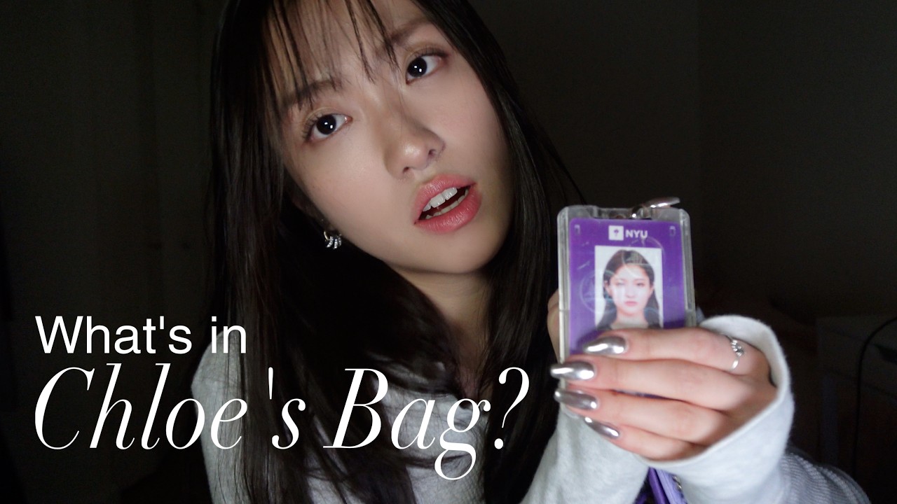 What's in my bag? (College Student Essentials, Beauty Products, etc...)