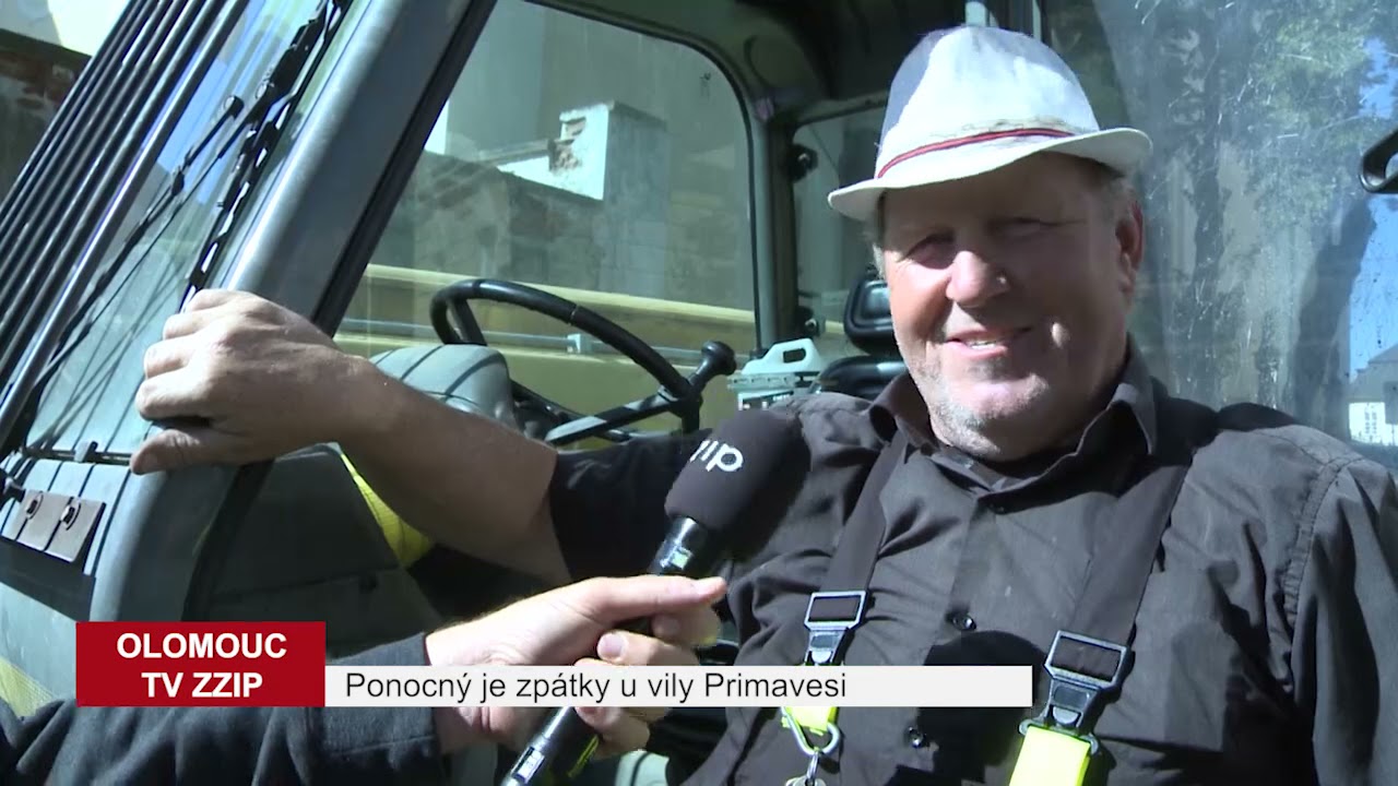 Ponocn&yacute; je zp&aacute;tky u vily Primavesi