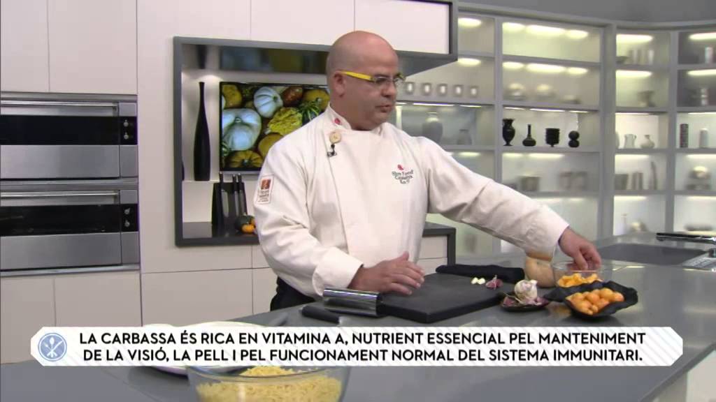 Cassola de  fideus, carbassa i calamars
