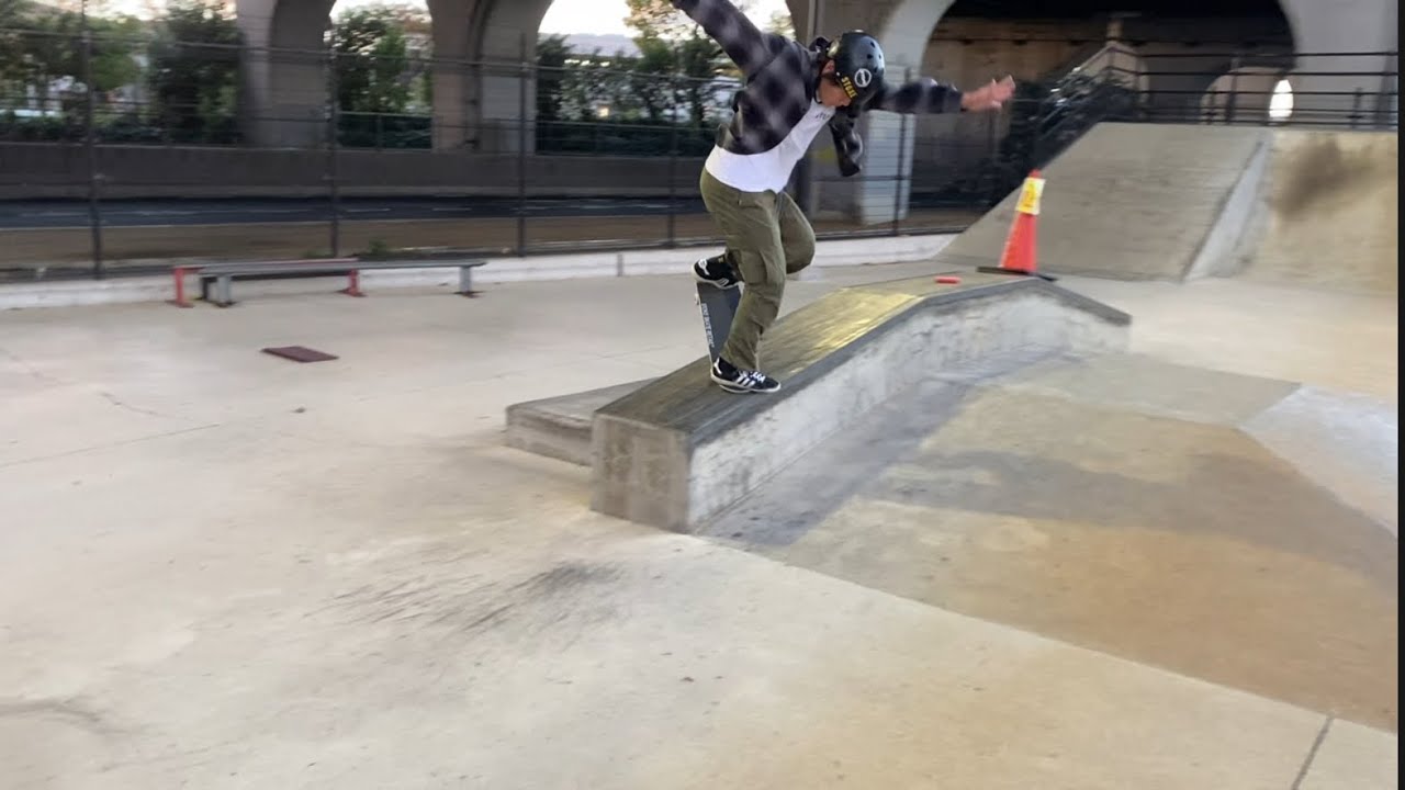 Baraike skate with t tan , Hibiki, Takuto