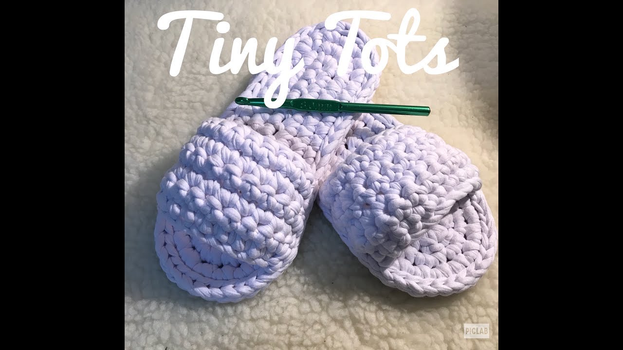 Chinelo de crochê fio de malha grosso numeração 35 com sola ANTIDERRAPANTE