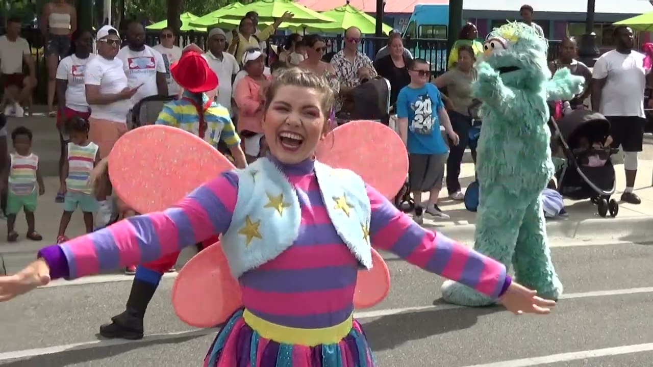 Sesame Street Party Parade SeaWorld Orlando