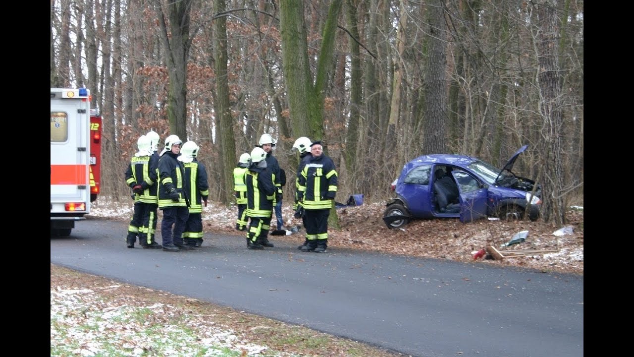 Mehrere Verletzte bei Schweren Unfall auf L 88 nahe Nahmitz - Kloster Lehnin