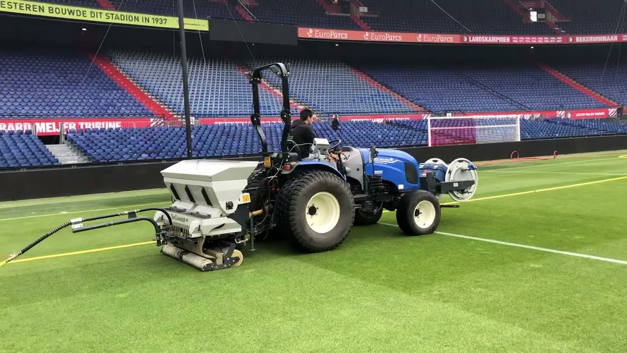 Water aeration TopChanger XP at Feijenoord stadium