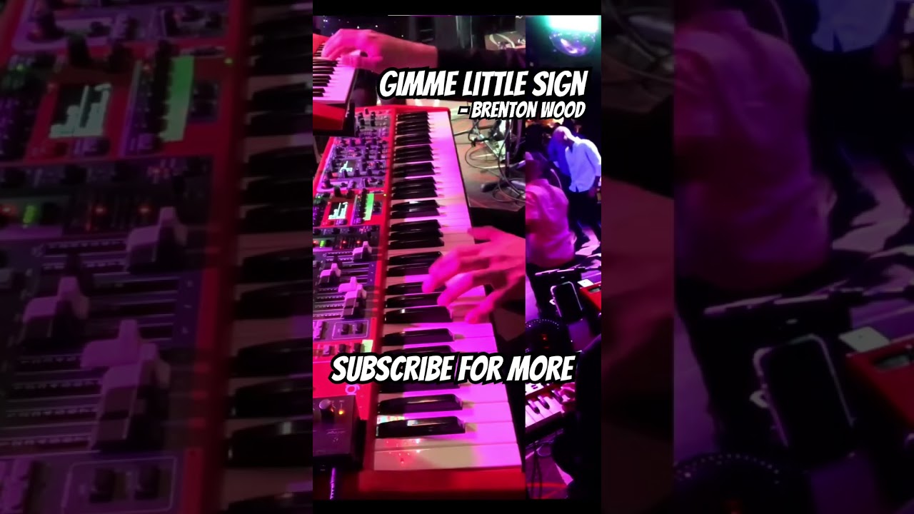 Gimme Little Sign 