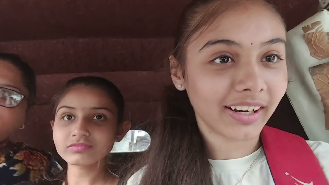 रोज घराबाहेर पडायचे 