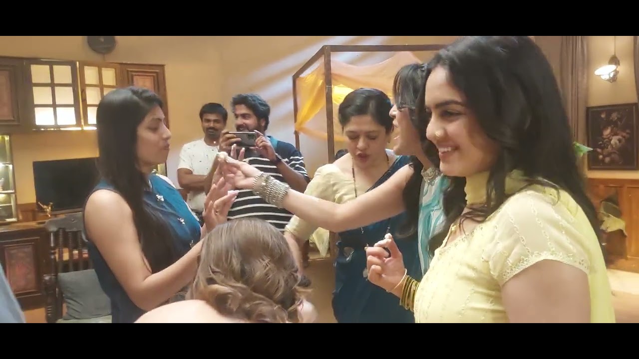 Jyoti Birthday Celebrations Cake Cutting On Shooting Set #udnekiaasha #happybirthday #cakeshorts 