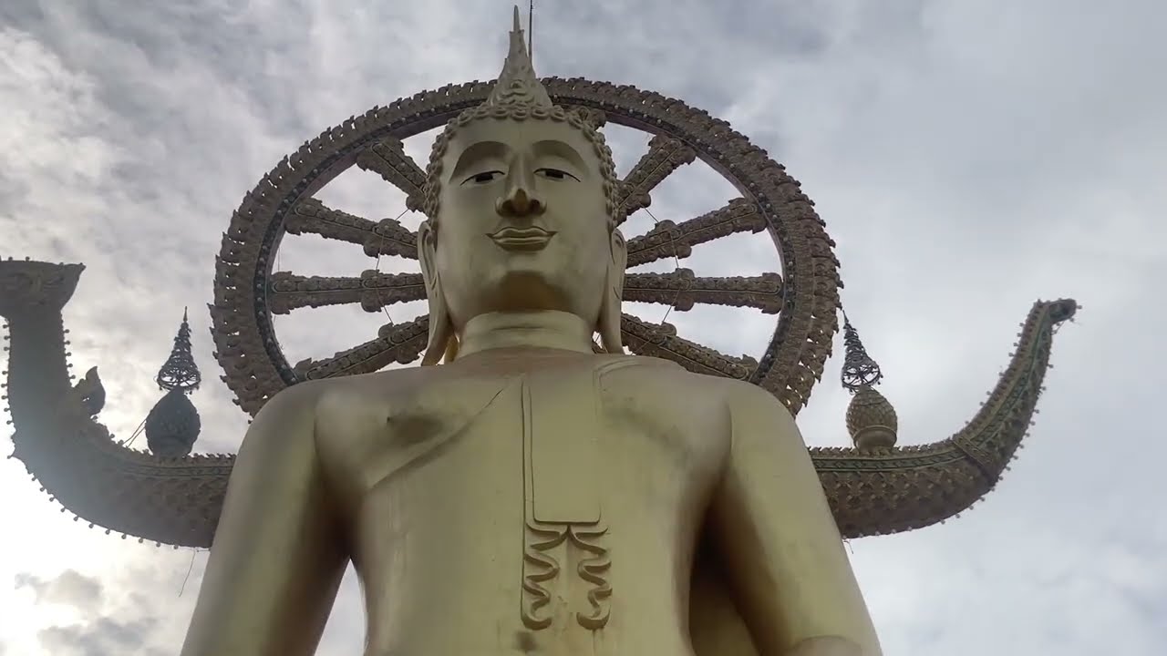 Wat Phra Yai temple