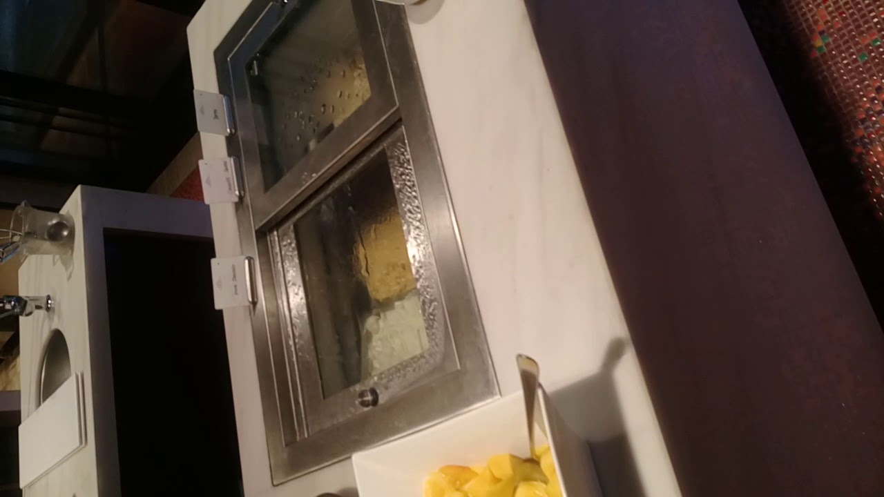 Buffet at Taj Colaba - Mumbai where terror attacks took place