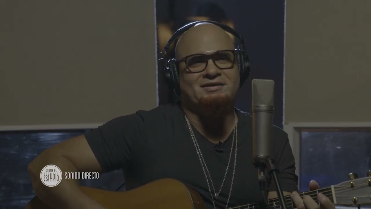 DESDE EL ESTUDIO KELVIS OCHOA