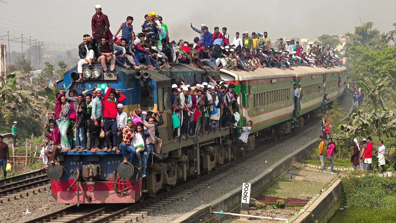 Overloaded Ekota Express Train of Bangladesh Railway at the day of Bishwa Ijtema
