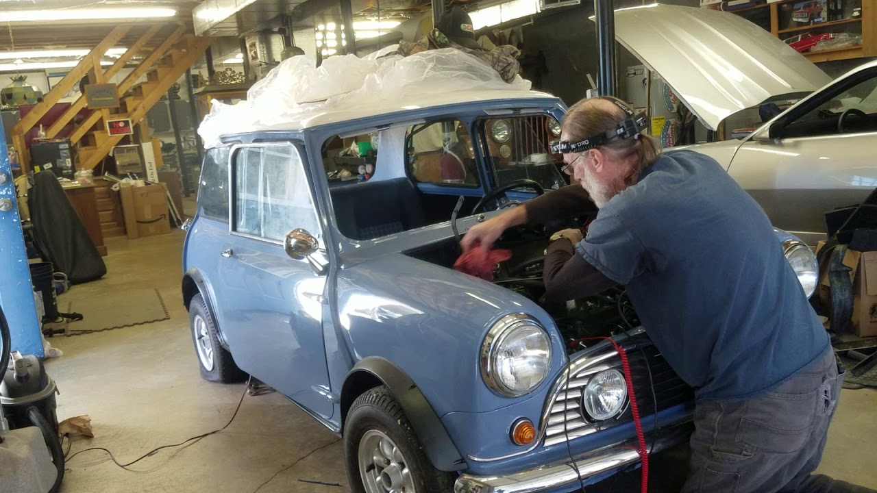 Austin Mini first start...