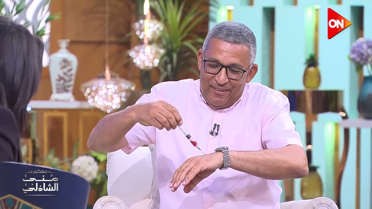 ايه اللي حصل ع الهوا ده ! احمد عرابي صنع حنفية وحقنة مش حقيقية للأفلام ! !