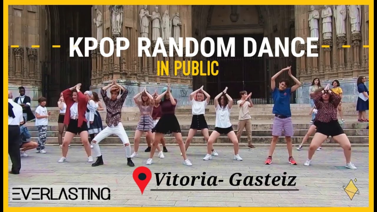 [KPOP RANDOM DANCE SPAIN] Not at KCon neither NCT came but still (Ft. citizens passing)