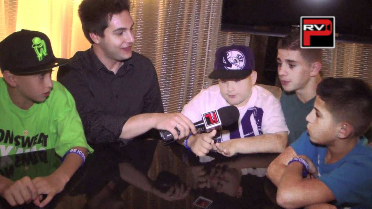 ICONic Boyz answers Fan Questions - Favorite Superheroes, Food and more