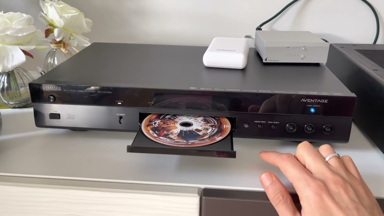YAMAHA BD-A1060 SACD-Player and Legend