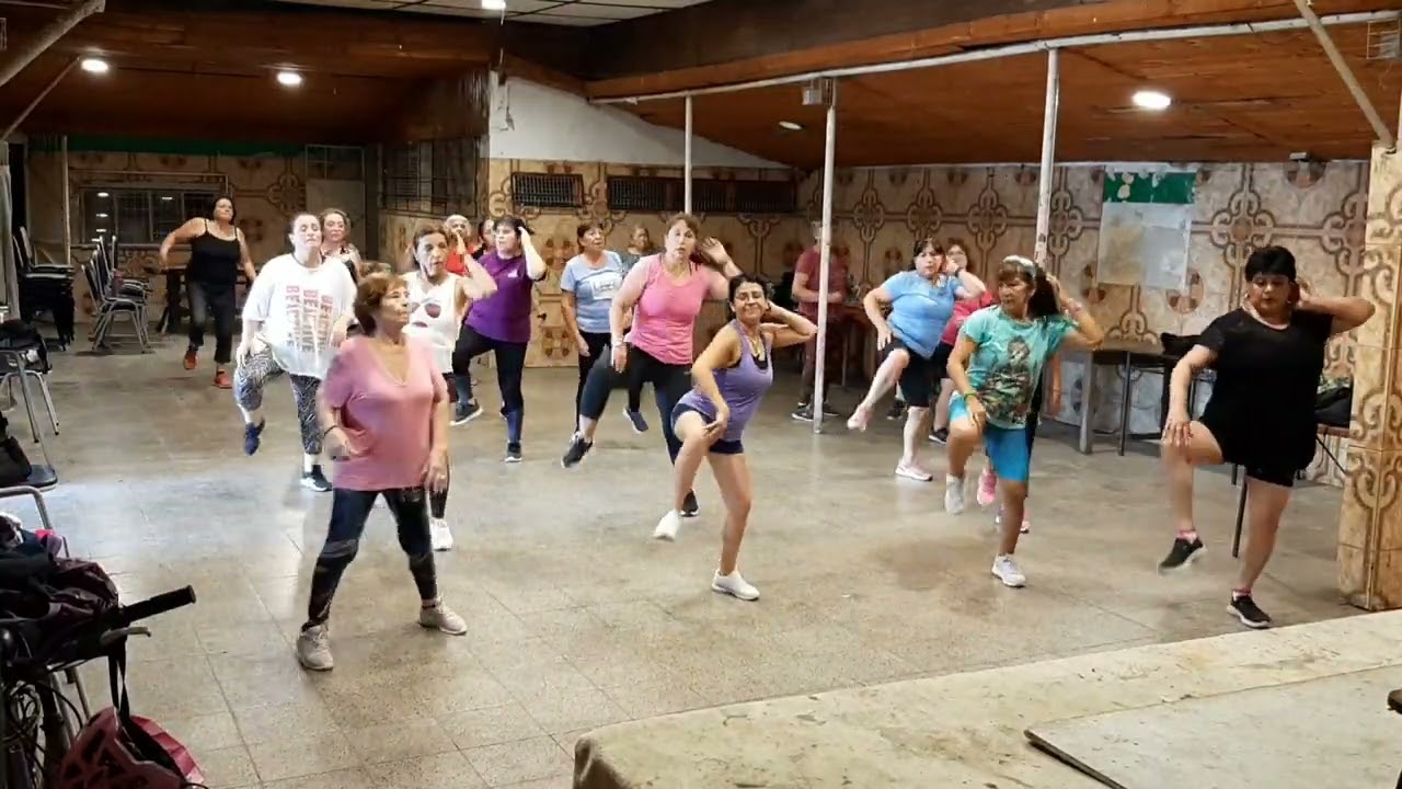 Baile entretenido 18 Miercoles 11 de Marzo 2026 profesora Angela Sierra club los 120 lo Espejo