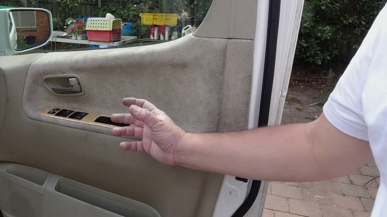 Remove & Replace Nissan Elgrand Door Lock